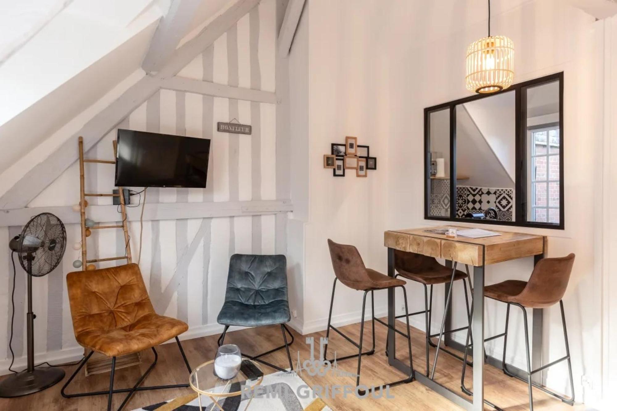 La Capucine Lovely Studio City Center Honfleur Eksteriør billede