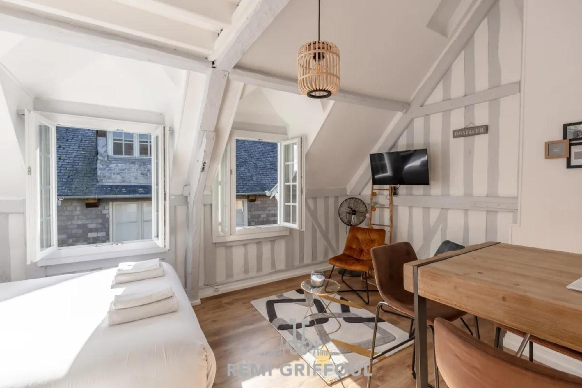 La Capucine Lovely Studio City Center Honfleur Eksteriør billede